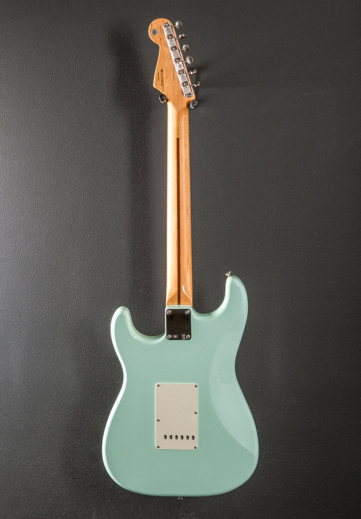 Used Classic Series 50's Strat '06