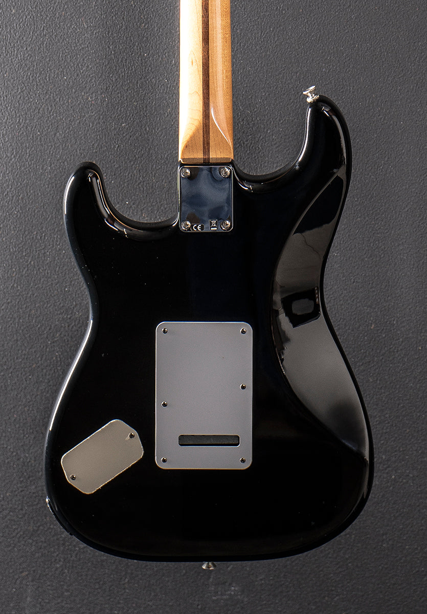 Used Standard Roland Ready Strat &