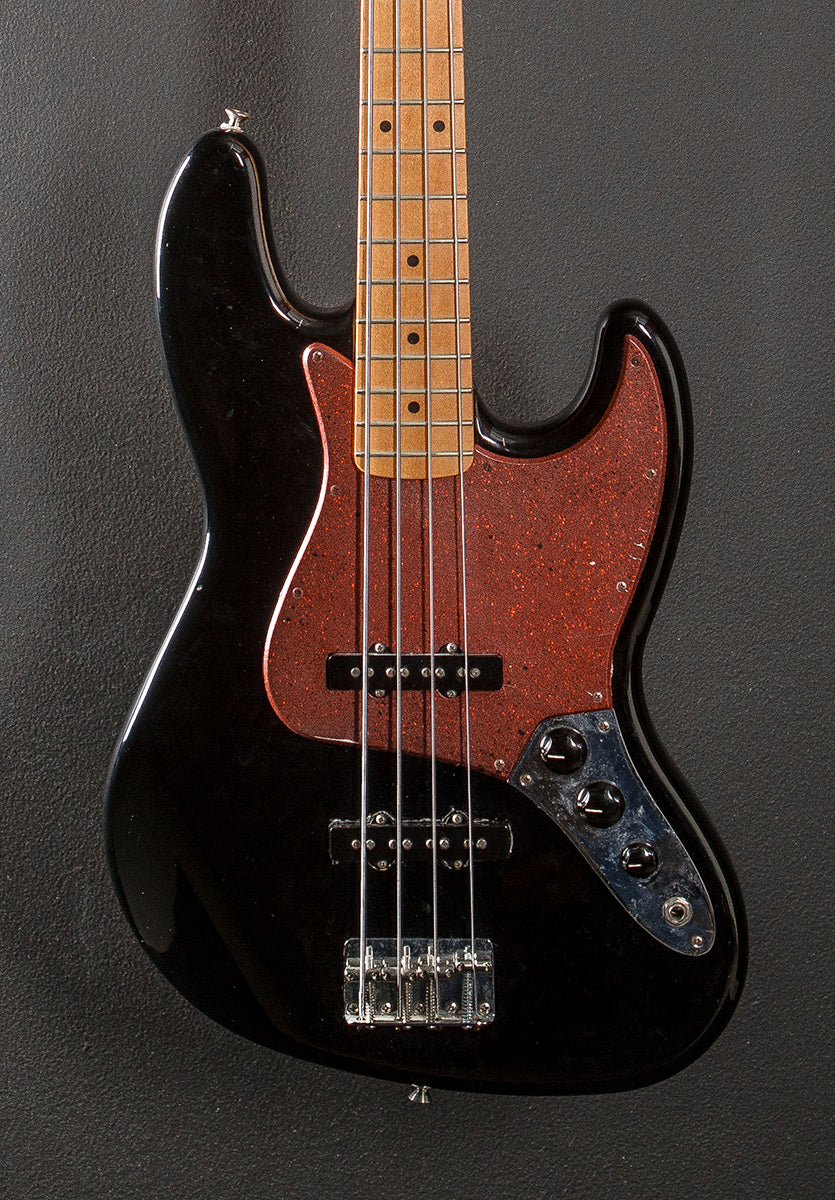 Used Standard Jazz Bass &