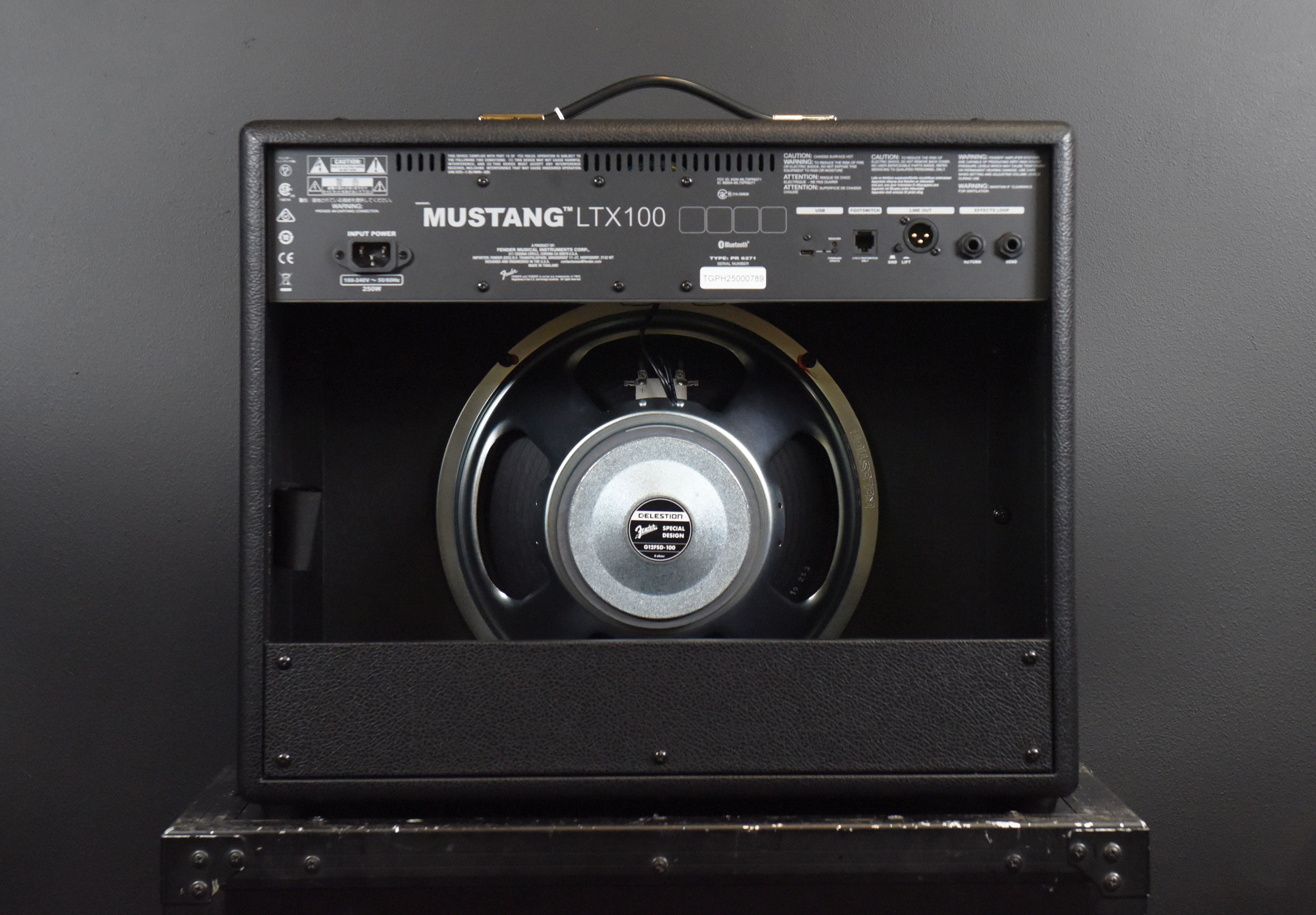 Mustang LTX100 – Dave's Guitar Shop