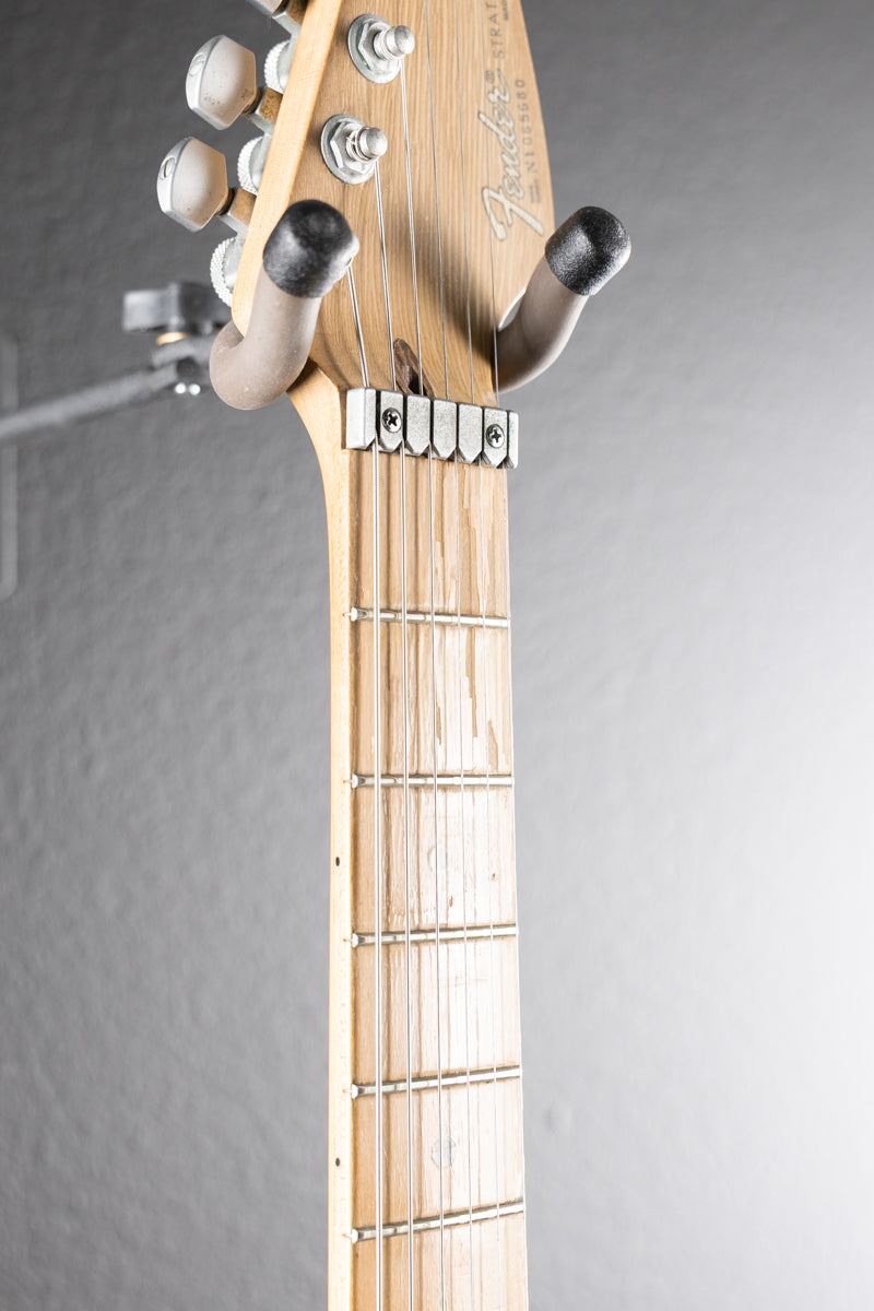 Strat Plus Deluxe &