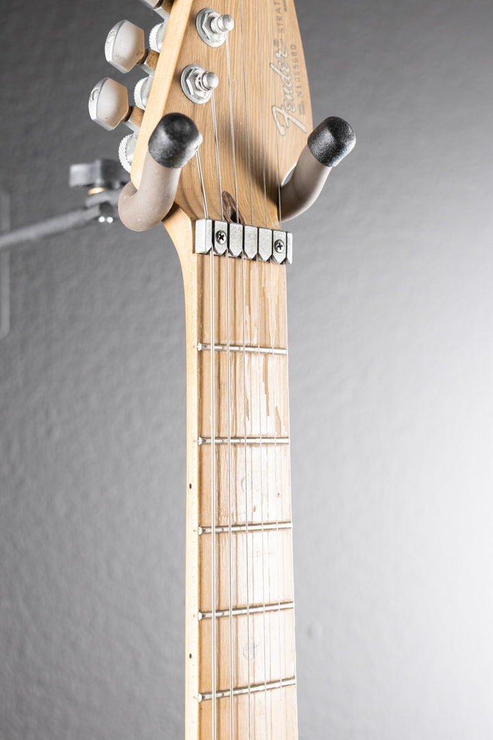 Strat Plus Deluxe &