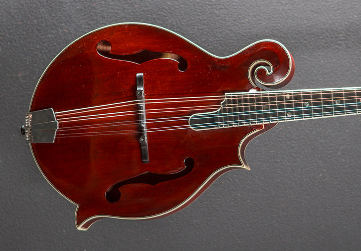 MD815/V-CLA Mandolin