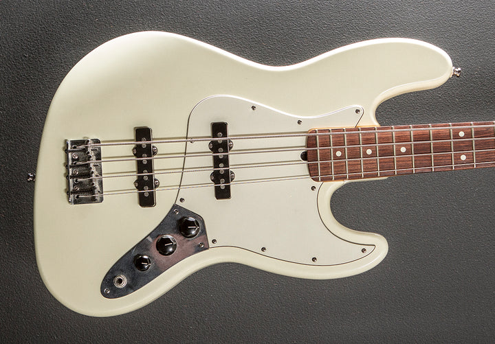 Used American Standard Jazz Bass '95