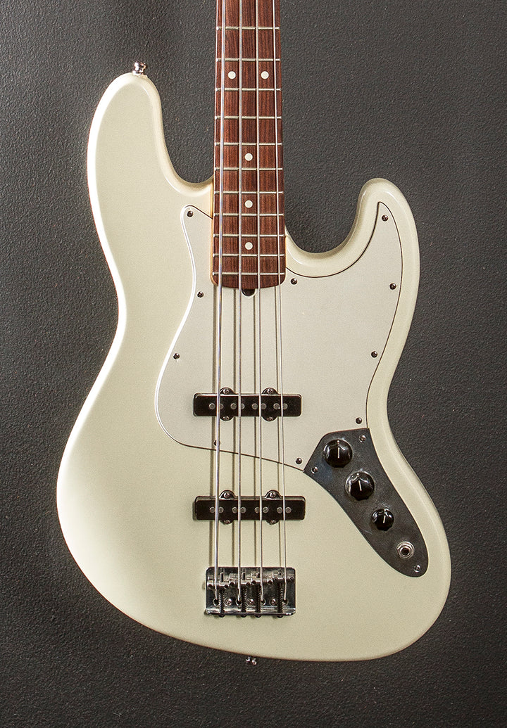 Used American Standard Jazz Bass '95