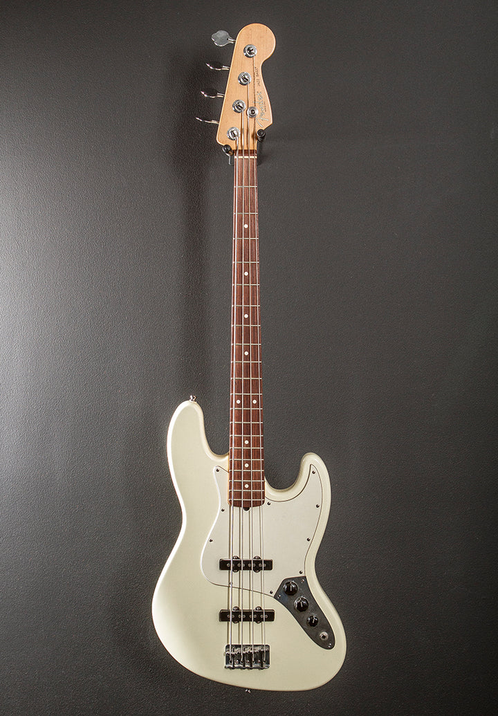 Used American Standard Jazz Bass '95