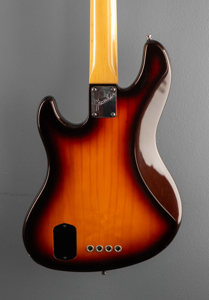 Used American Deluxe Jazz Bass &