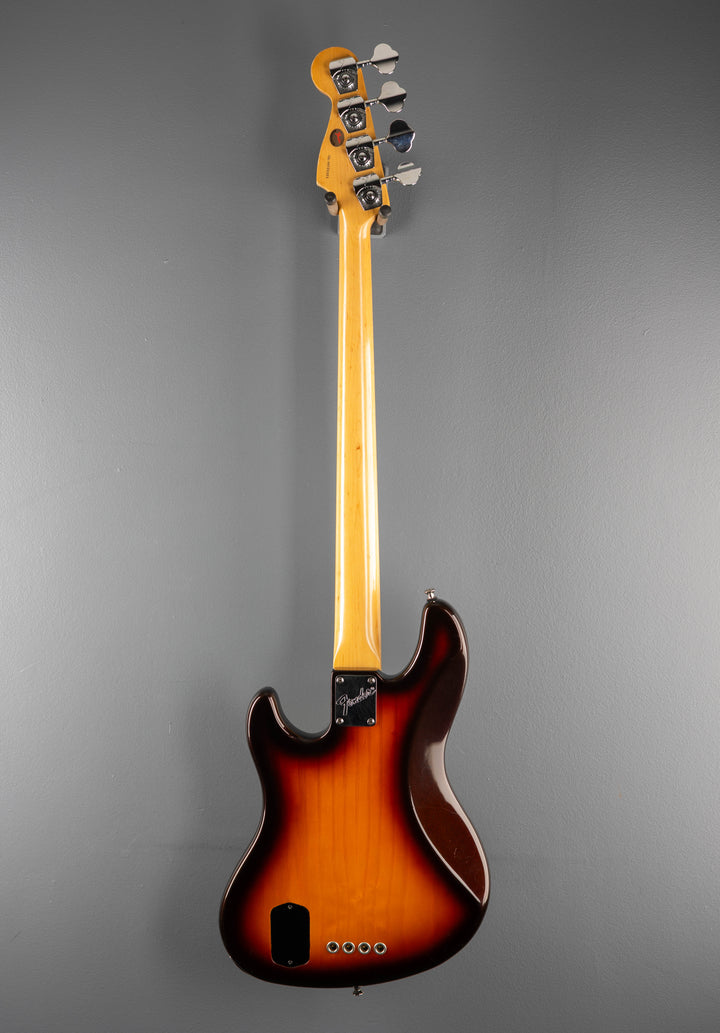 American Deluxe Jazz Bass, &