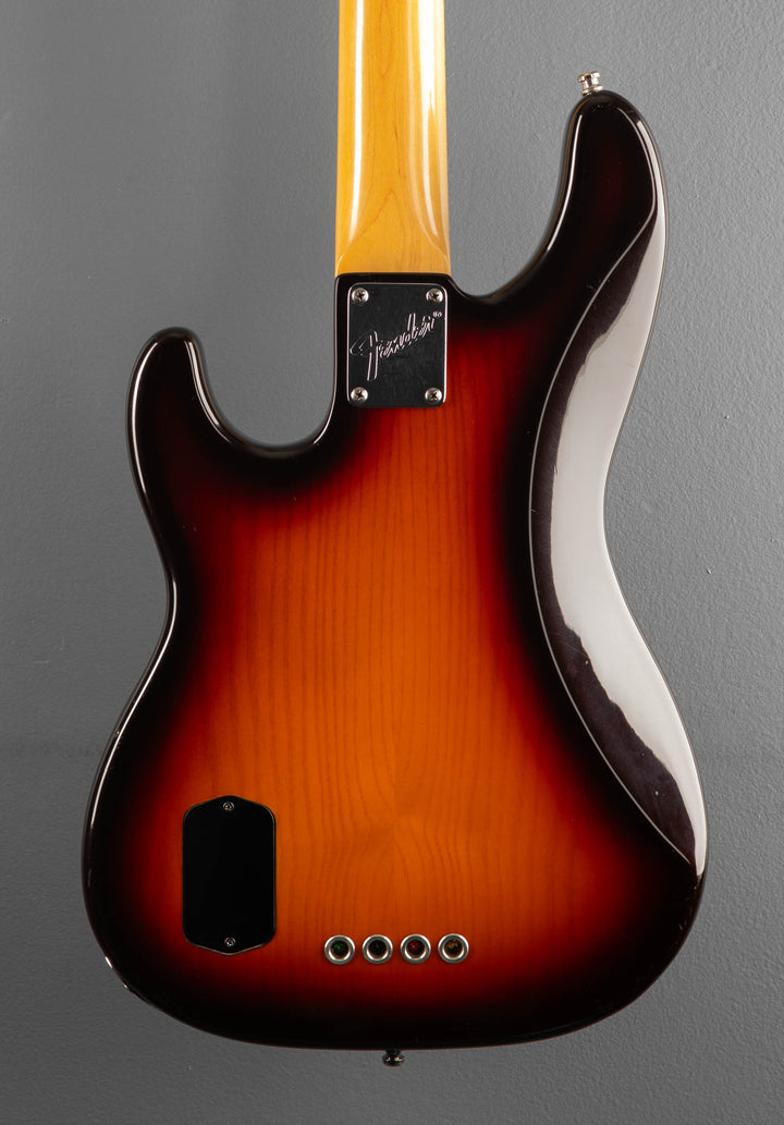 Used American Precision Bass Deluxe, &