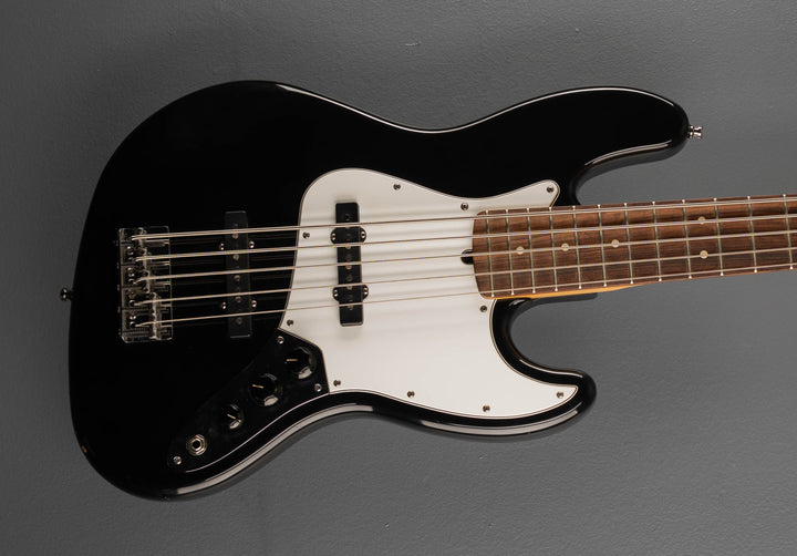 Used American Standard Jazz Bass V, &