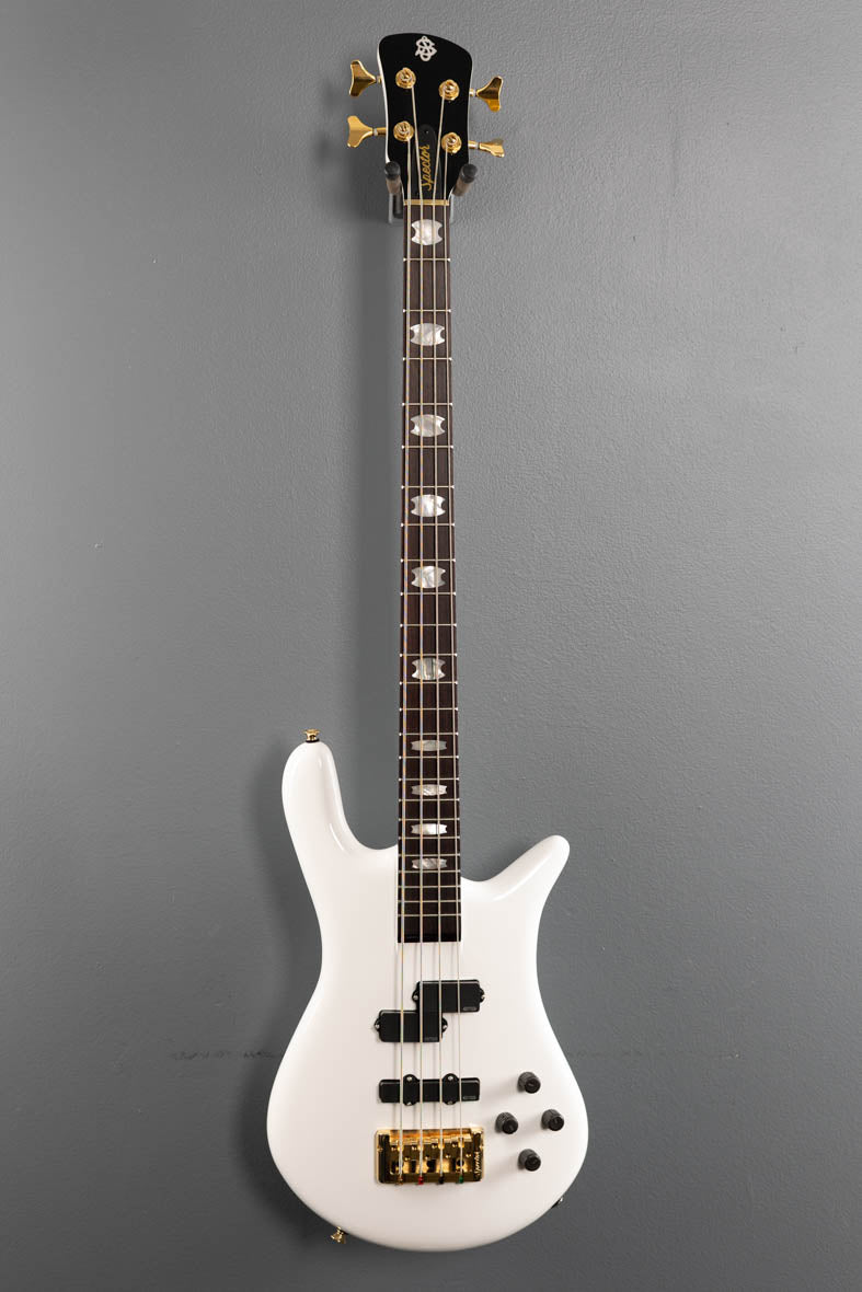 Euro 4 Classic - Solid White