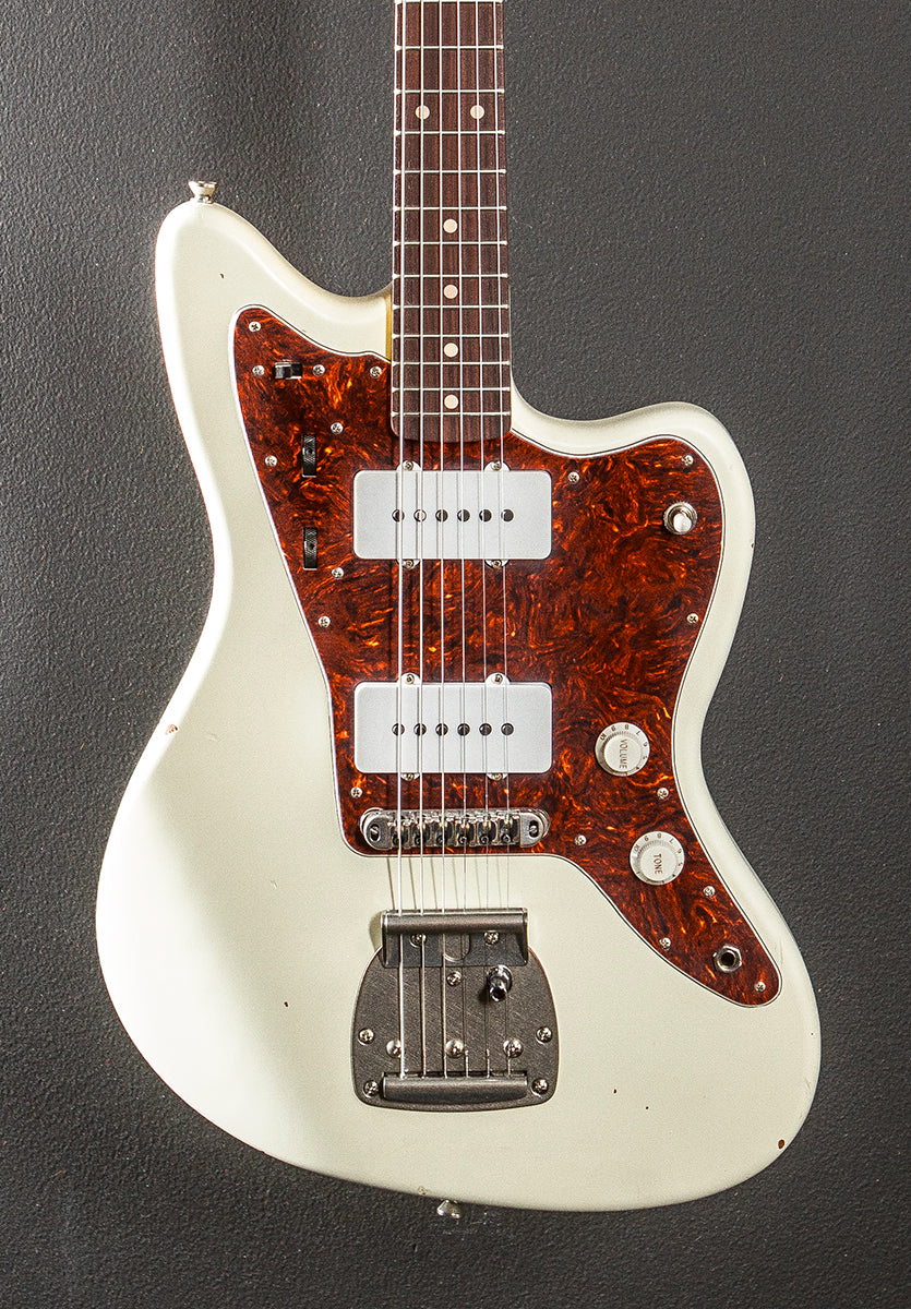 JM63 - Olympic White