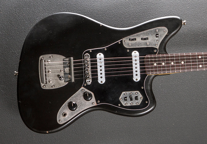JG63 - Black