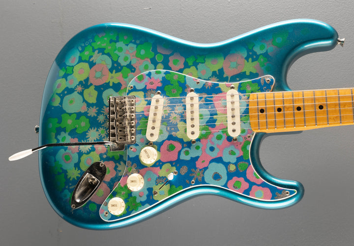 Used "Blue Flower" Stratocaster '03