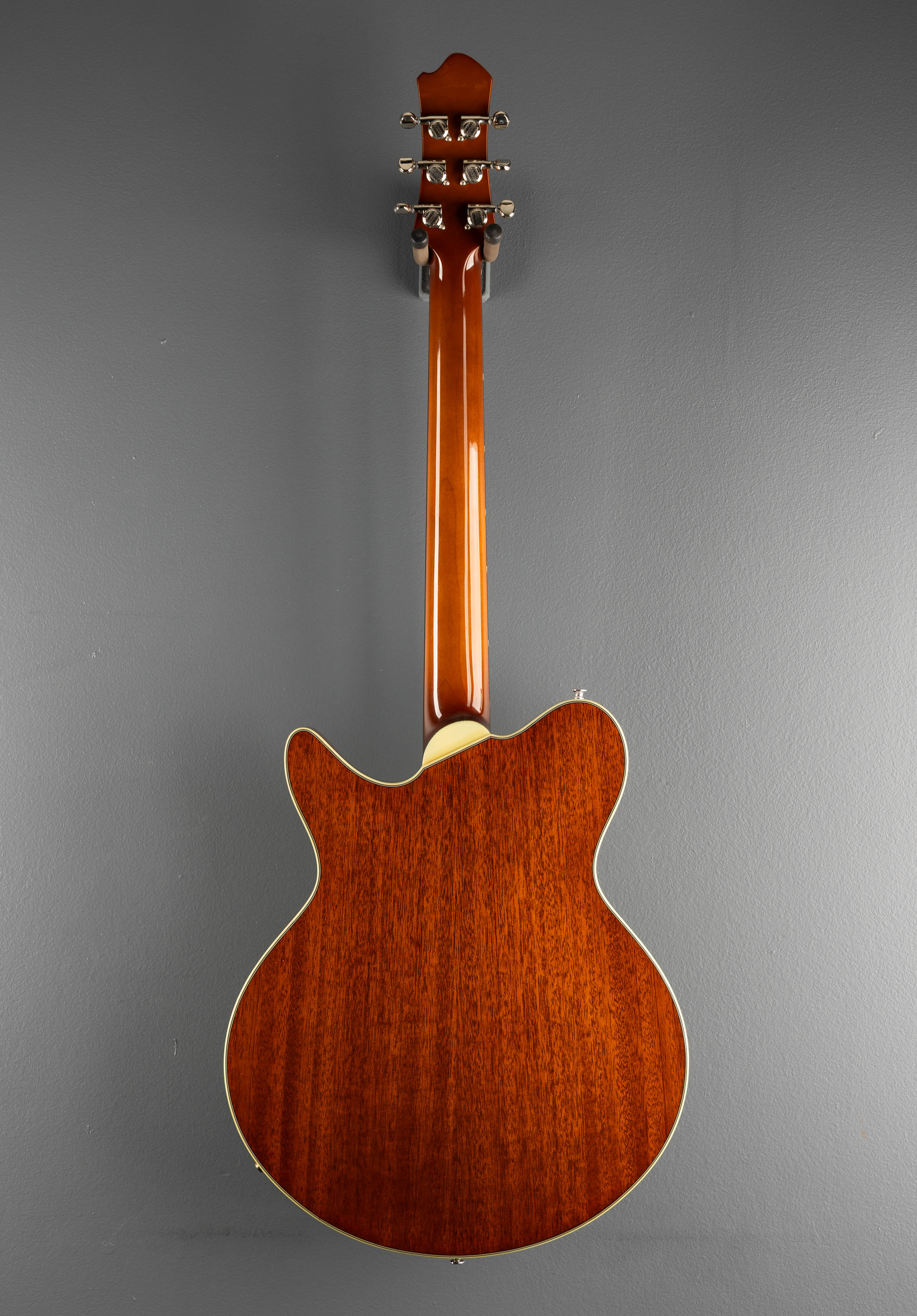 Romeo California '26 – Dave's Guitar Shop