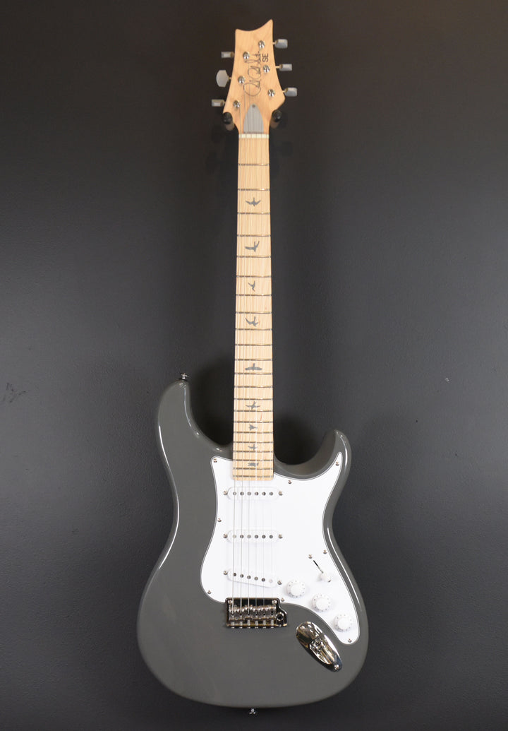 SE Silver Sky w/Maple '23