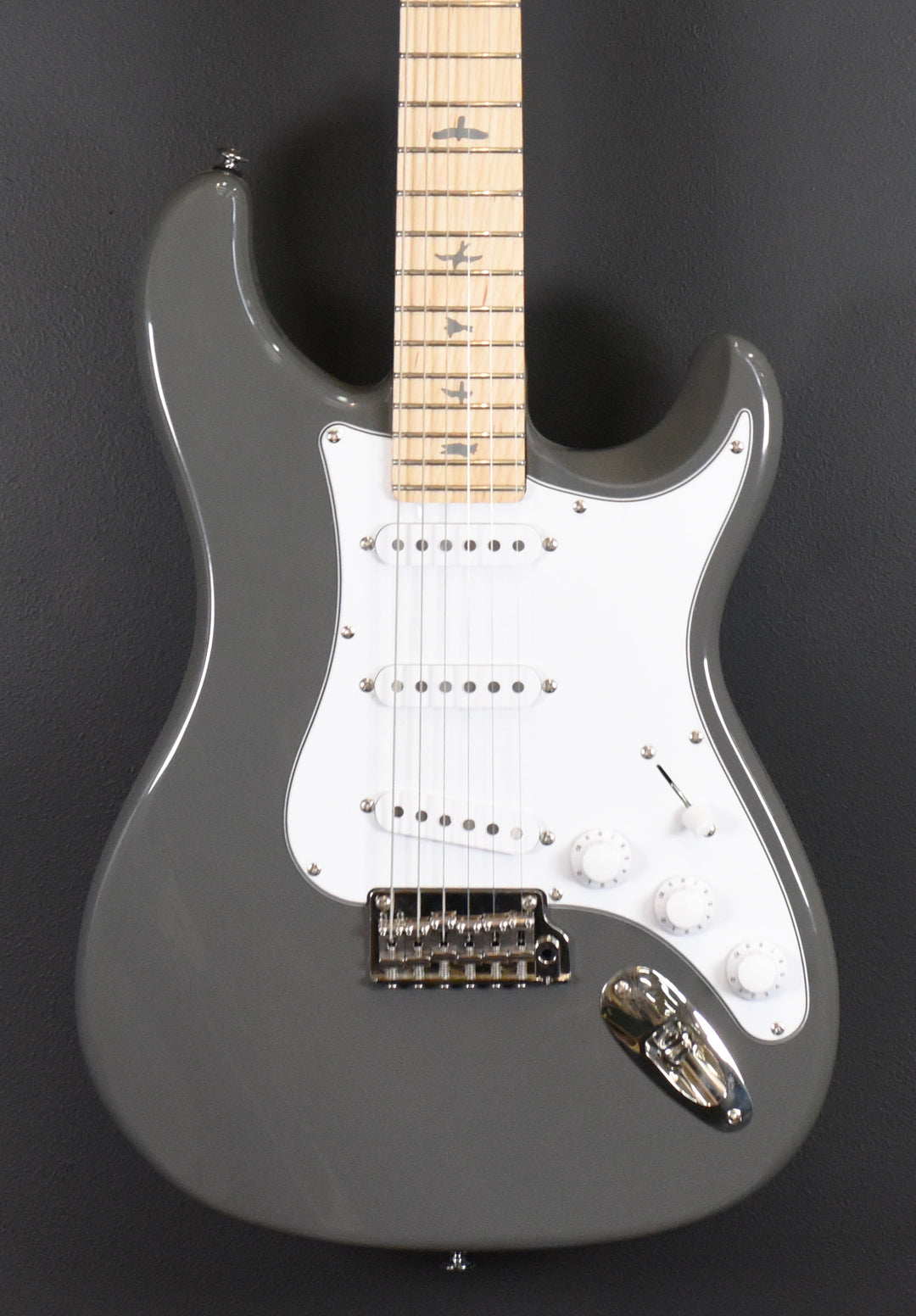 SE Silver Sky w/Maple '23