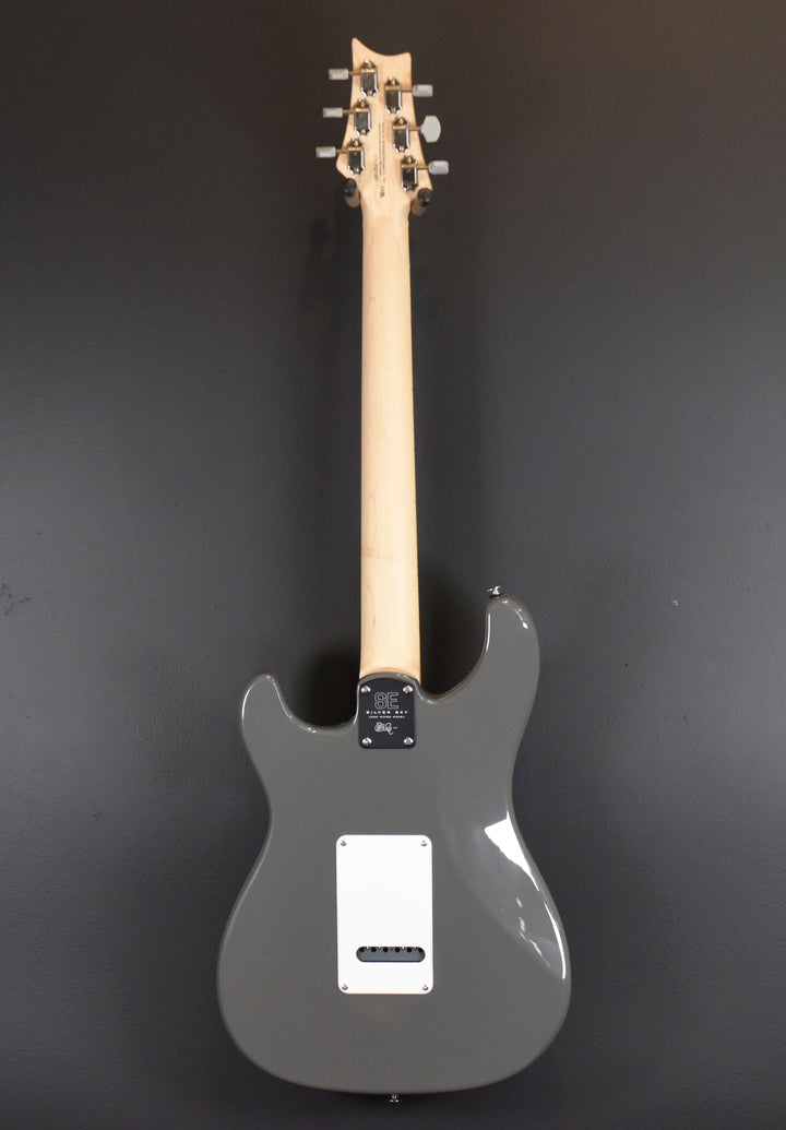 SE Silver Sky w/Maple '23