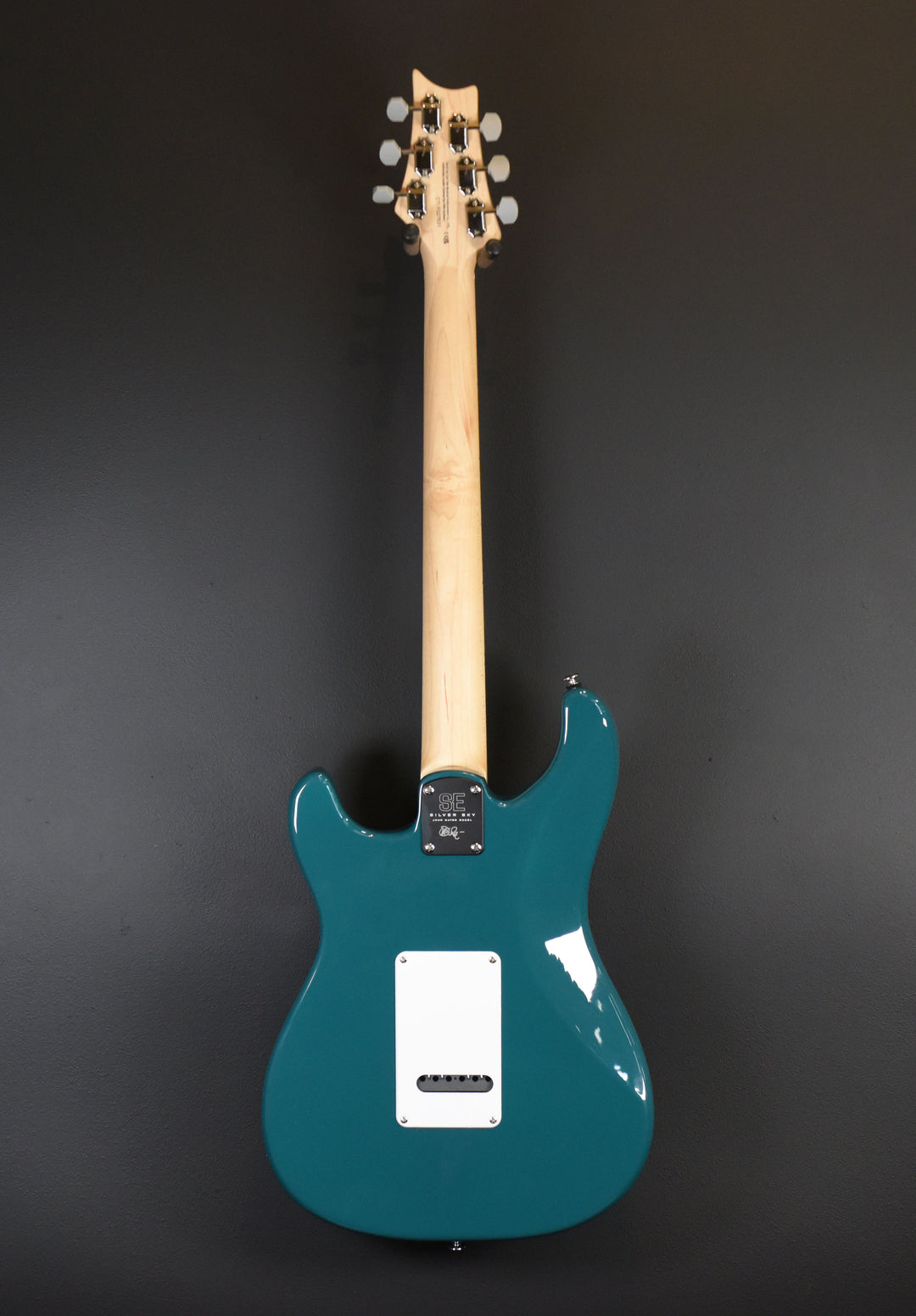 SE Silver Sky w/Maple '23