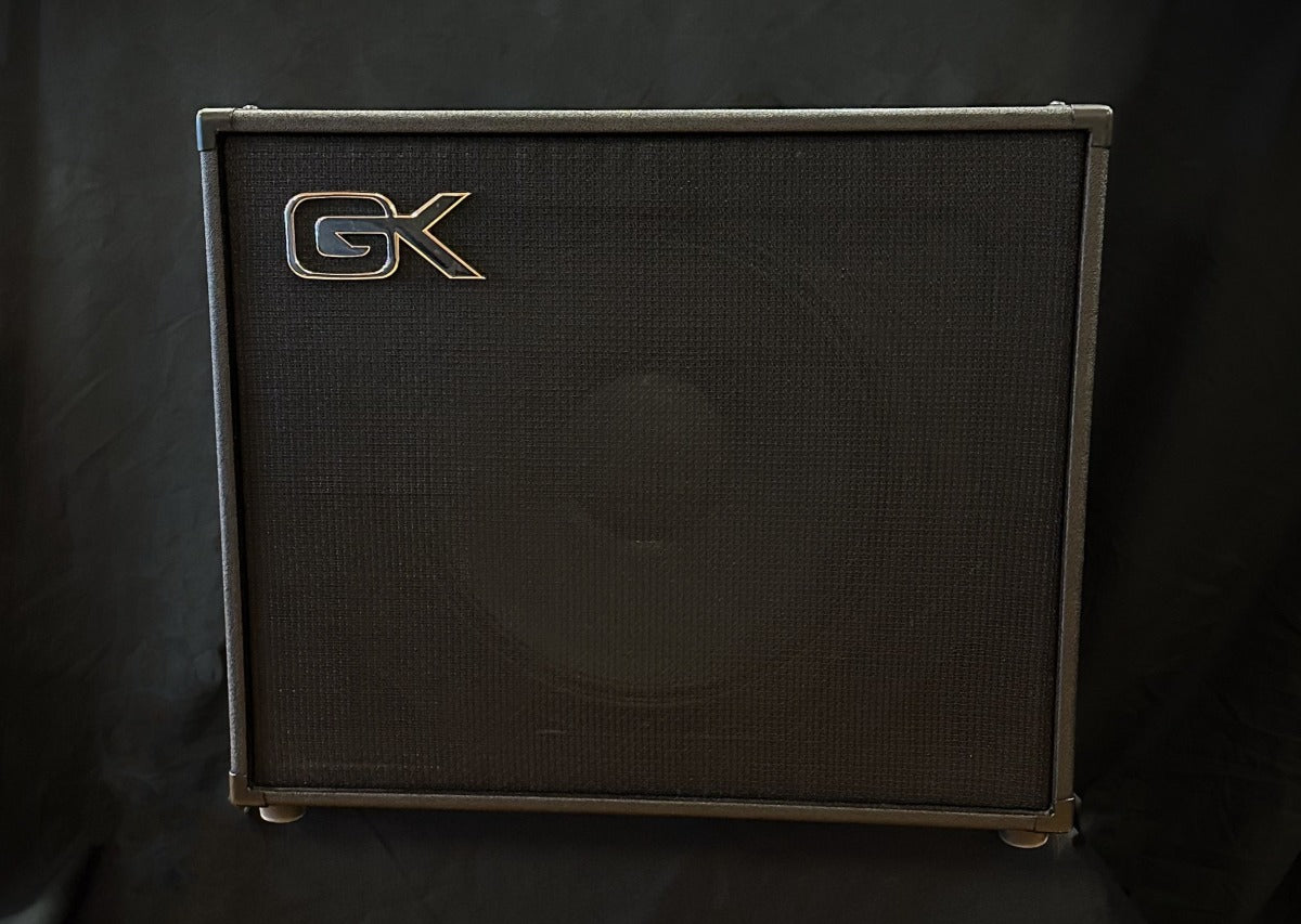CX 115 300-watt 1x15" Bass Cabinet, Recent