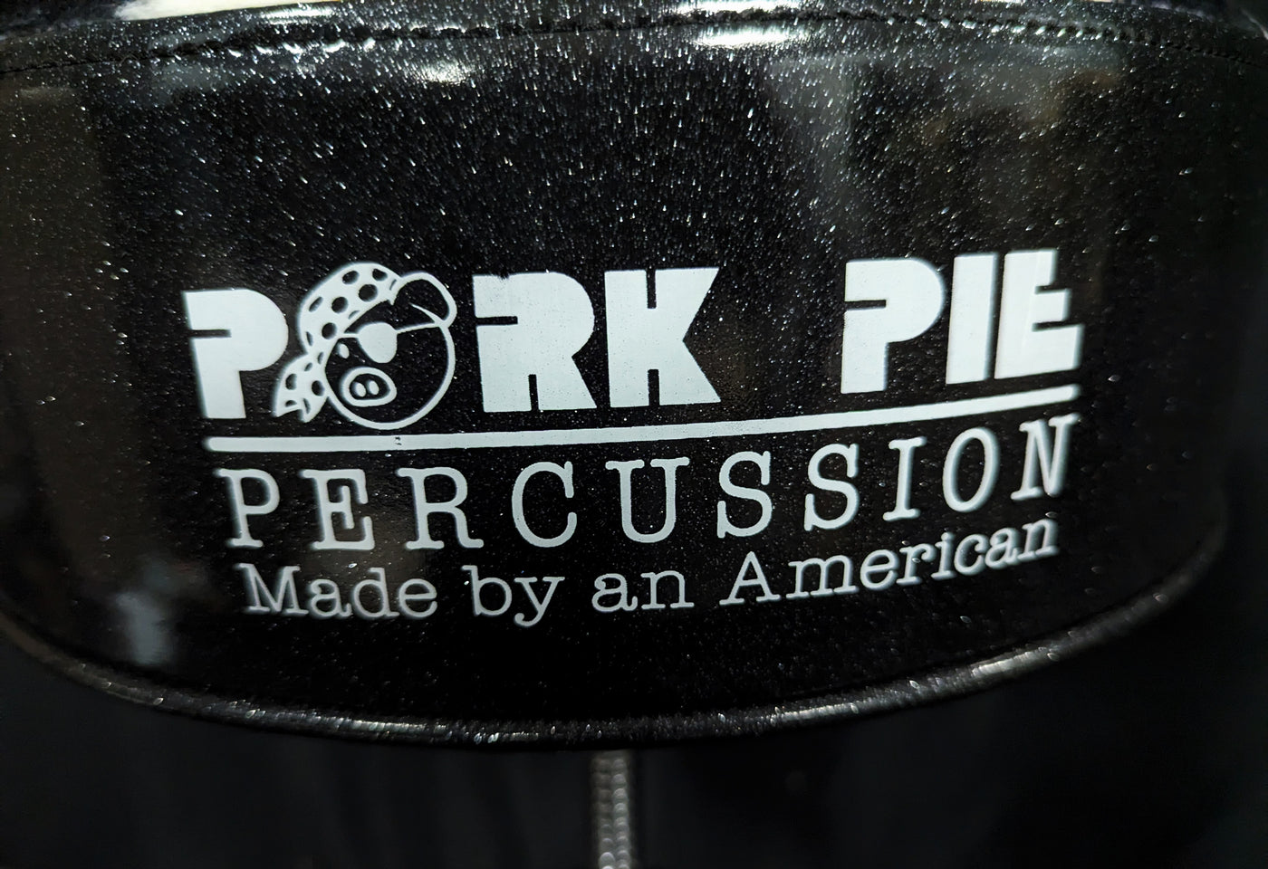 Black Sparkle/Cow Round Top Throne