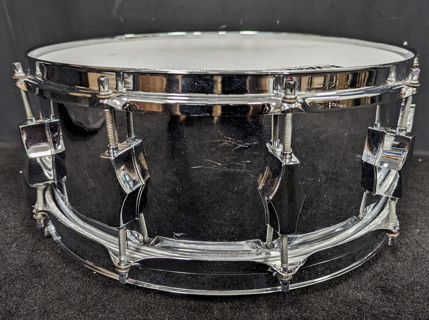 Chrome over Fiberglass Snare
