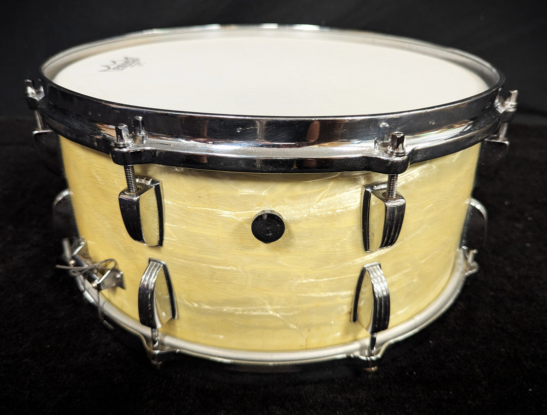 White Marine Pearl Player's Snare Vintage 1960s