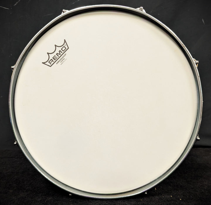 White Marine Pearl Player's Snare Vintage 1960s