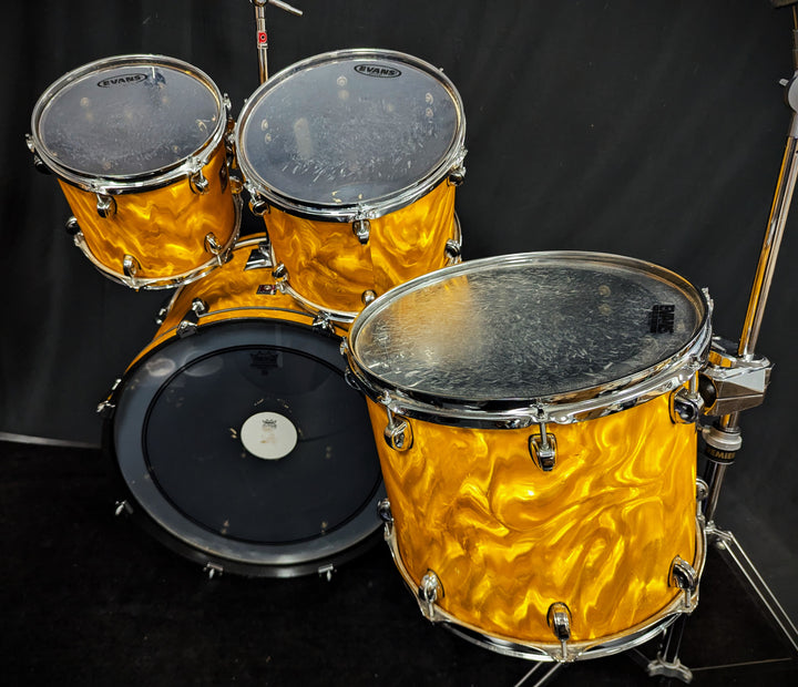 APK Yellow Satin Flame 4-Piece Shell Pack with Cymbal/Tom Stand