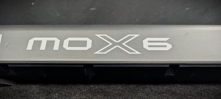 MOX6 Synthesizer