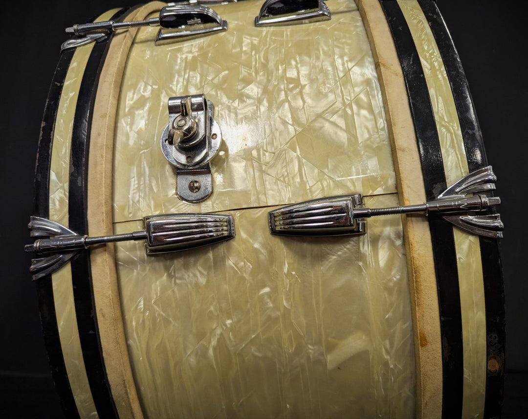 Bass Drum Vintage 1950s