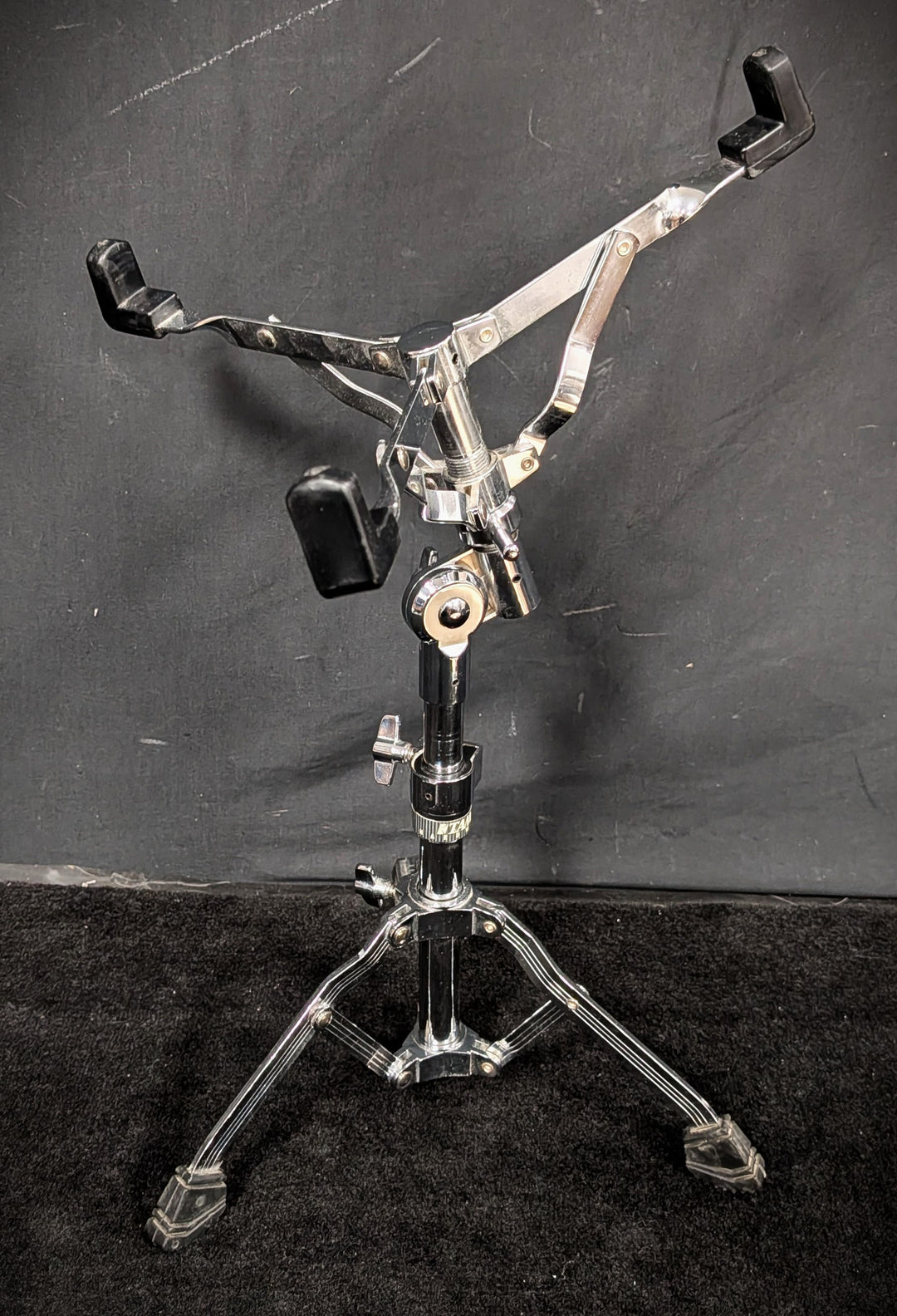 Single-Braced Snare Stand