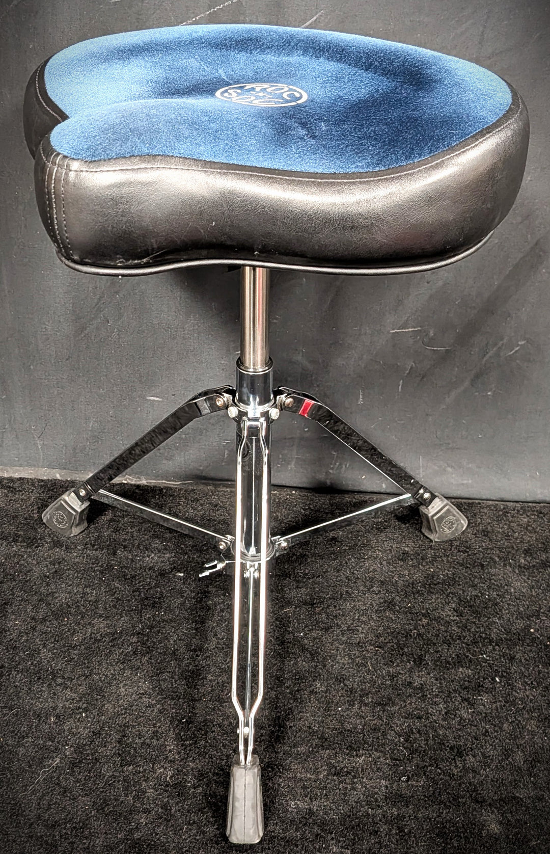 Tractor Style Seat Hydraulic Throne