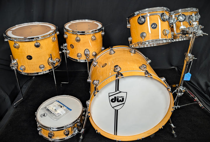 Exotic Flame Maple 6-Piece Shell pack