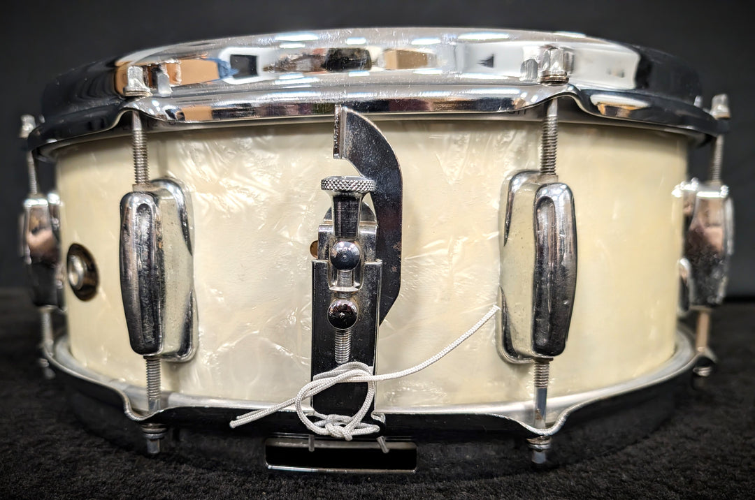 White Marine Pearl Snare