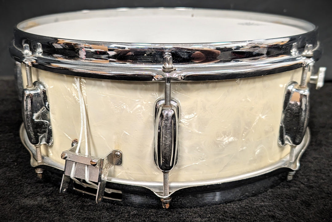 White Marine Pearl Snare