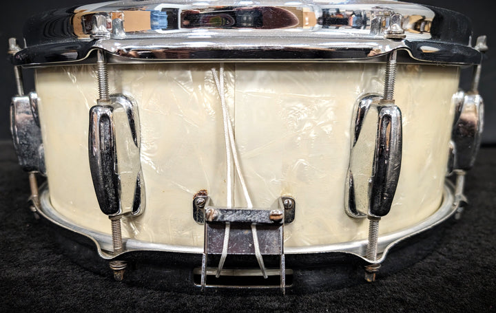 White Marine Pearl Snare