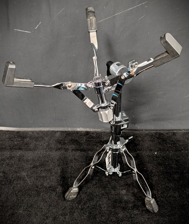 6300 Air Lift Snare Stand