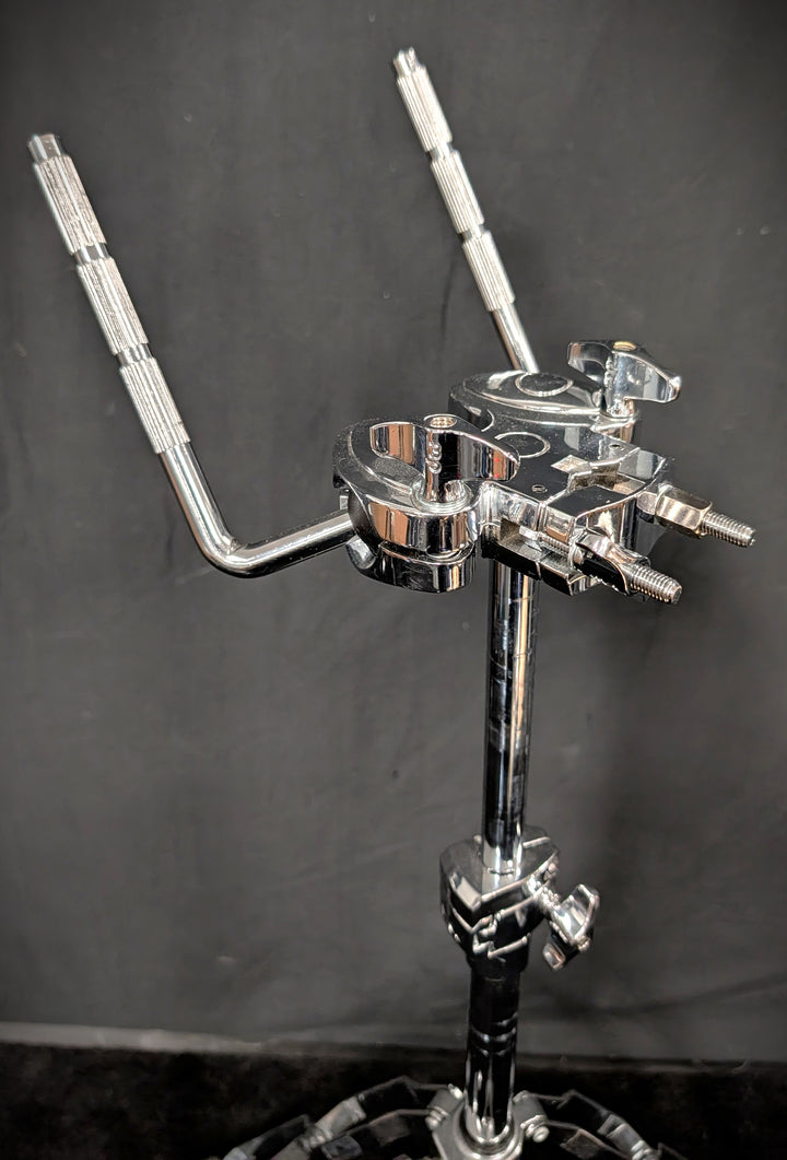 3000 Series Double Tom Stand