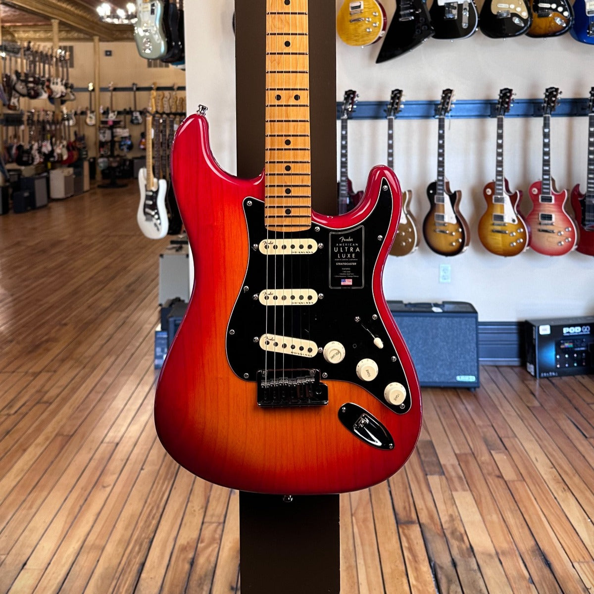 AMERICAN ULTRA LUXE STRATOCASTER®