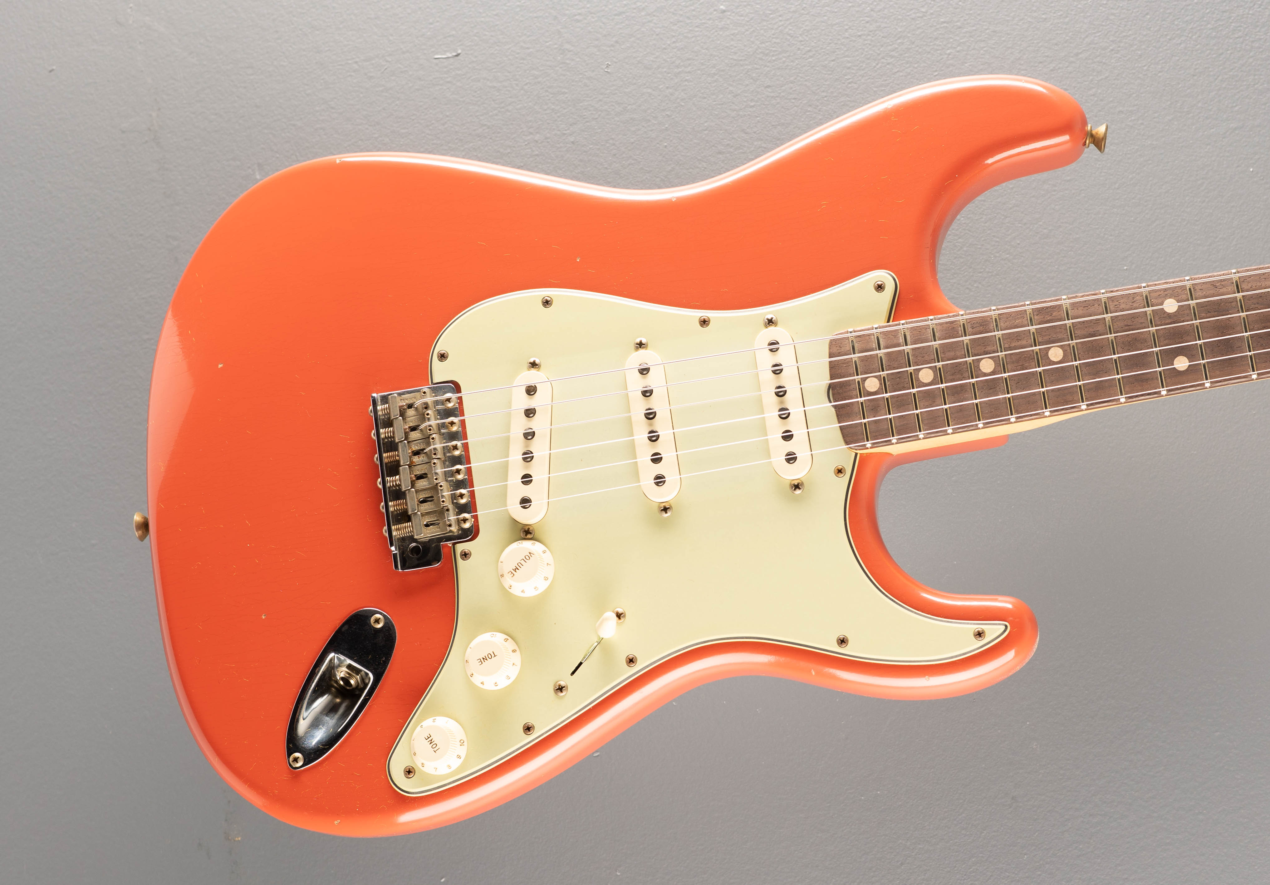 1960 Journeyman Relic Stratocaster - Tahitian Coral – Dave's