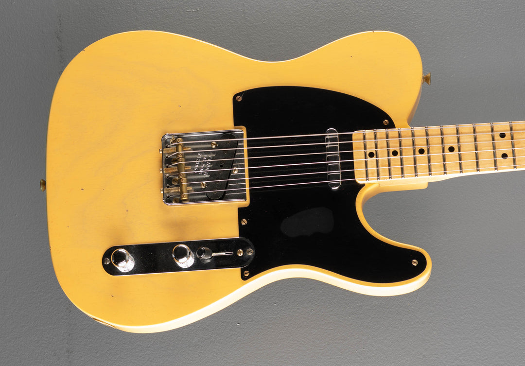 1952 Journeyman Relic Telecaster - Nocaster Blonde