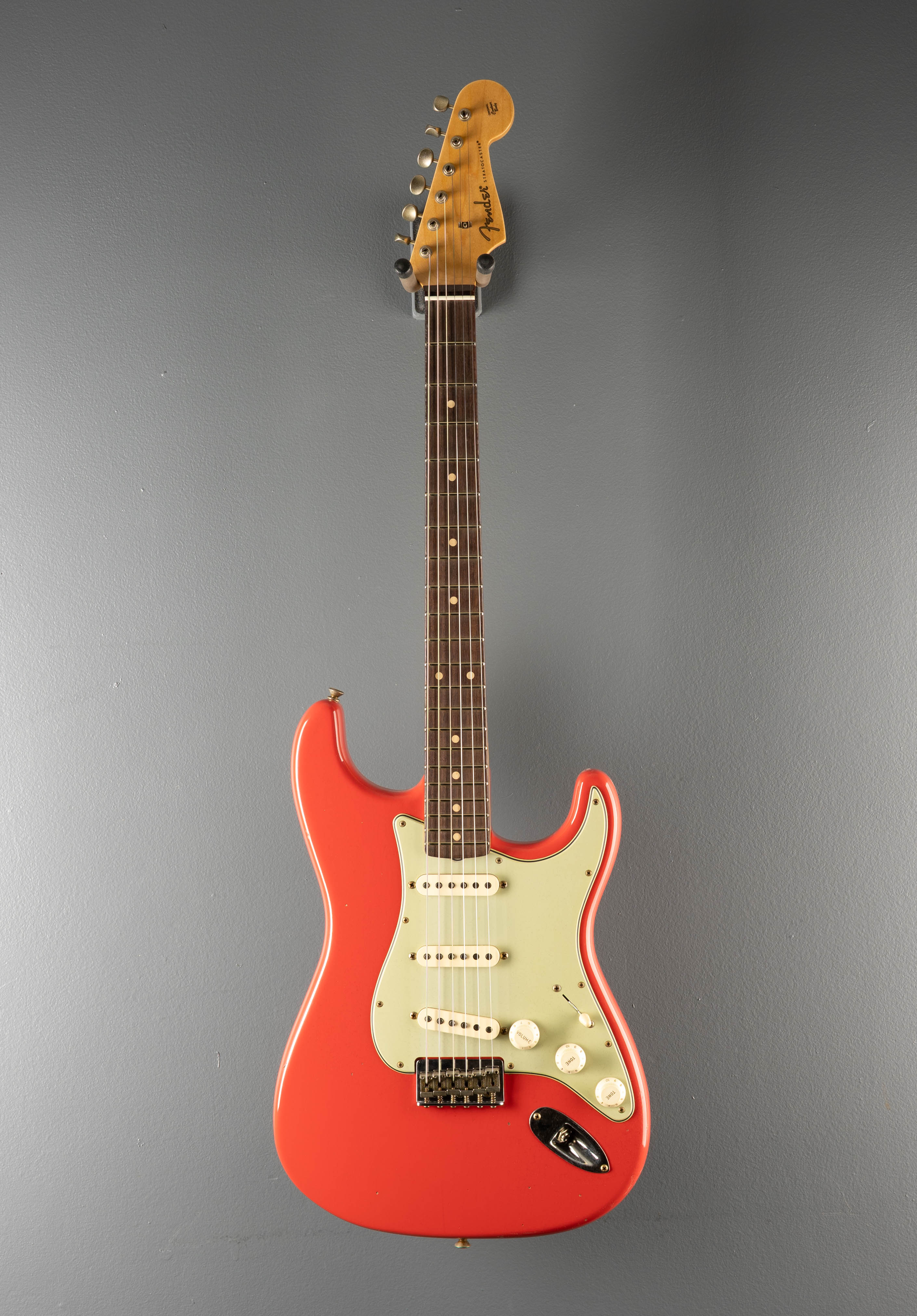 1960 Journeyman Relic Hardtail Stratocaster - Fiesta Red – Dave's