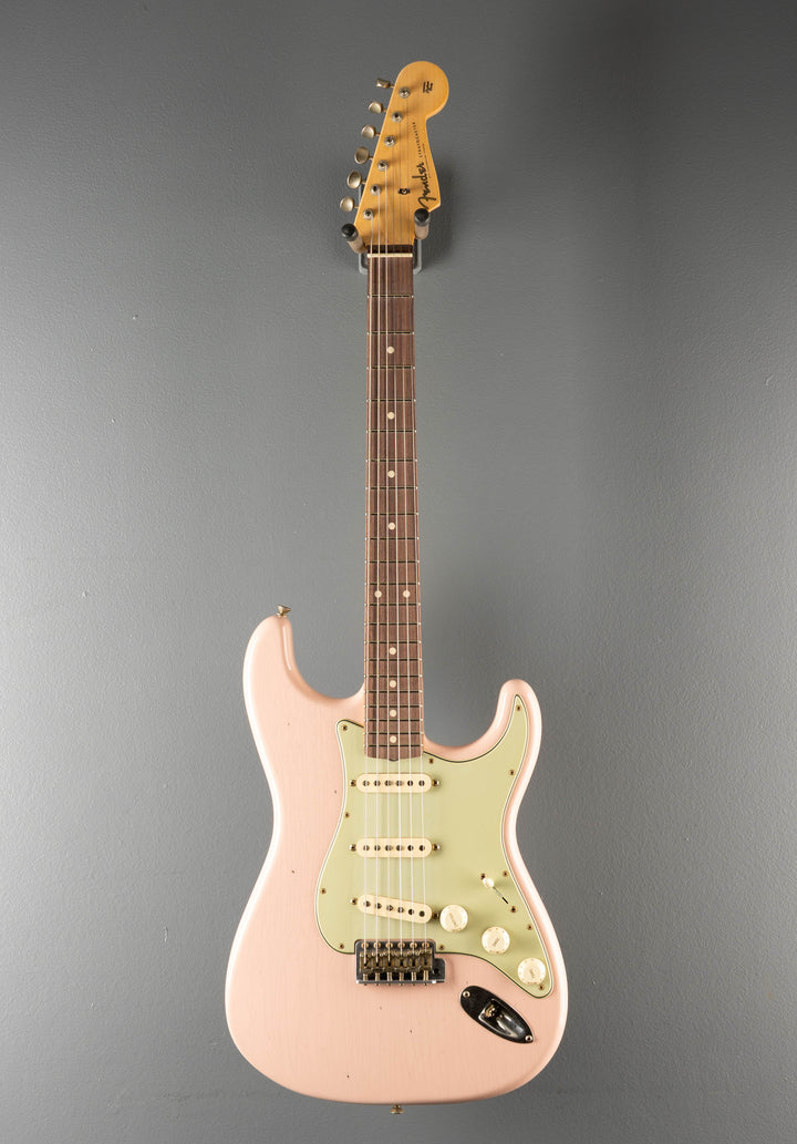 1960 Journeyman Relic Stratocaster - Shell Pink