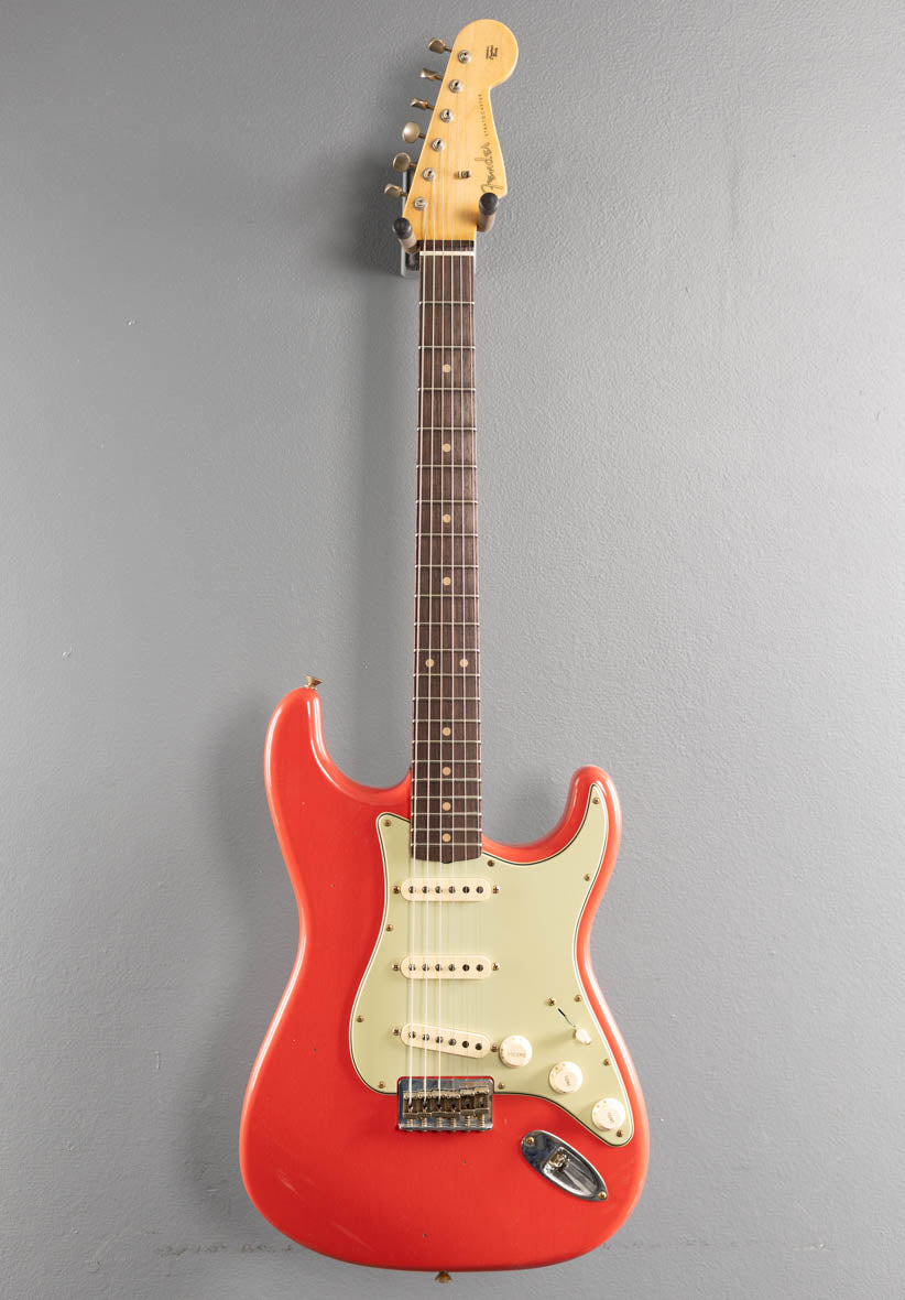 1960 Journeyman Relic Hardtail Stratocaster - Fiesta Red – Dave's