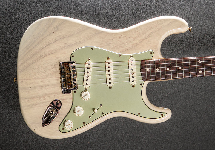 Used '60 Journeyman Relic Strat '24