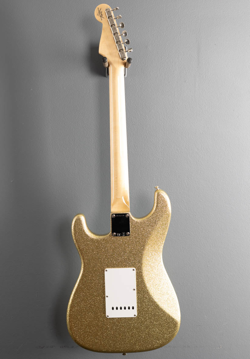 1963 NOS Stratocaster - Gold Sparkle – Dave's Guitar Shop