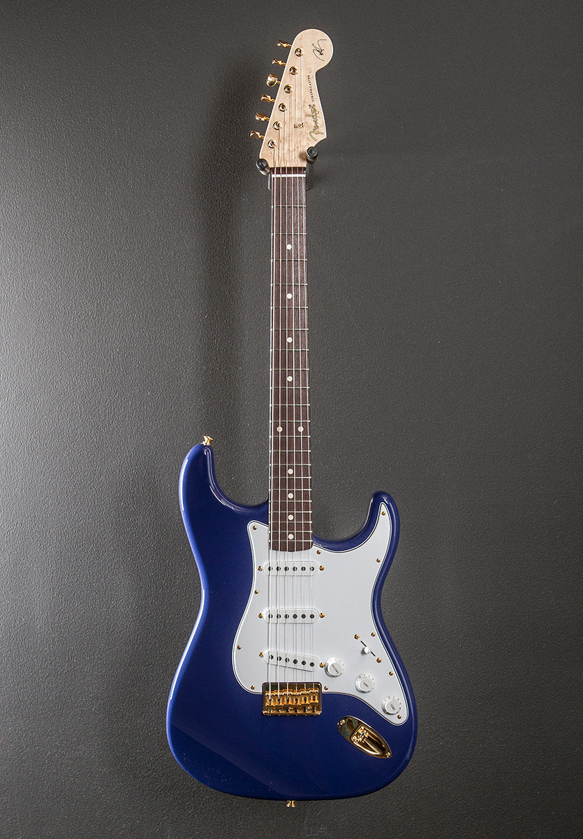 Robert Cray Signature Stratocaster - Violet