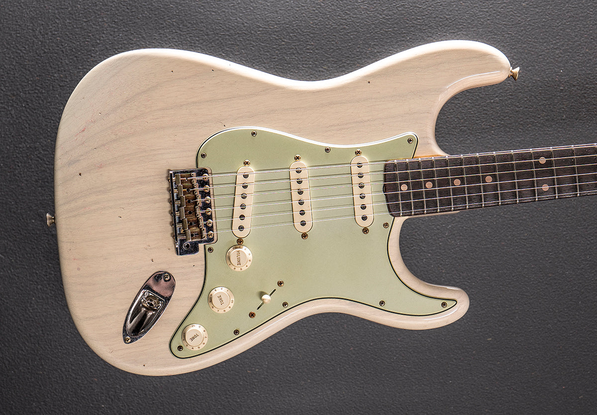 1960 Journeyman Relic Strat – Dave's Guitar Shop