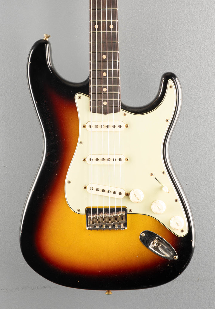 1960 Journeyman Relic Hardtail Stratocaster - 3 Color Sunburst